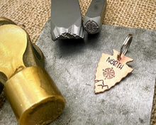 Load image into Gallery viewer, Arrow head dog tag with compass & mountains