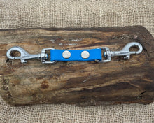 Load image into Gallery viewer, Backup safety strap to connect collar to leash or harness