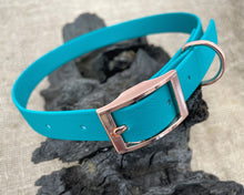 Load image into Gallery viewer, Mudproof dog collar with rose gold buckle