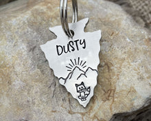 Load image into Gallery viewer, Arrow head dog tag with mountain range, sunrise & cute fox