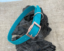 Load image into Gallery viewer, Mudproof dog collar with rose gold buckle
