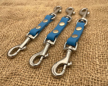 Load image into Gallery viewer, Backup safety strap to connect collar to leash or harness
