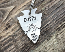 Load image into Gallery viewer, Arrow head dog tag with mountain range, sunrise & cute fox