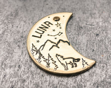 Load image into Gallery viewer, durable metal dog tag moon and stars