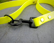 Load image into Gallery viewer, Mud-proof dog leash with black fittings - choose your color & length