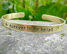 Load image into Gallery viewer, Dog Memorial Gift, hand stamped loss of pet bracelet