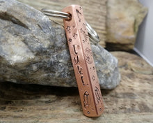 Load image into Gallery viewer, 'Best dog mom' keychain, handmade dog lover gift idea