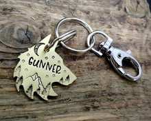Load image into Gallery viewer, Wolf head dog tag & matchinh keychain, handmade dog lover gift idea