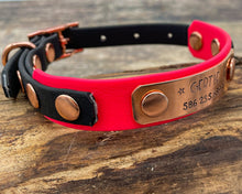 Load image into Gallery viewer, Mud-proof small dog collar with name plate, adjustable buckle collar with rose gold fittings
